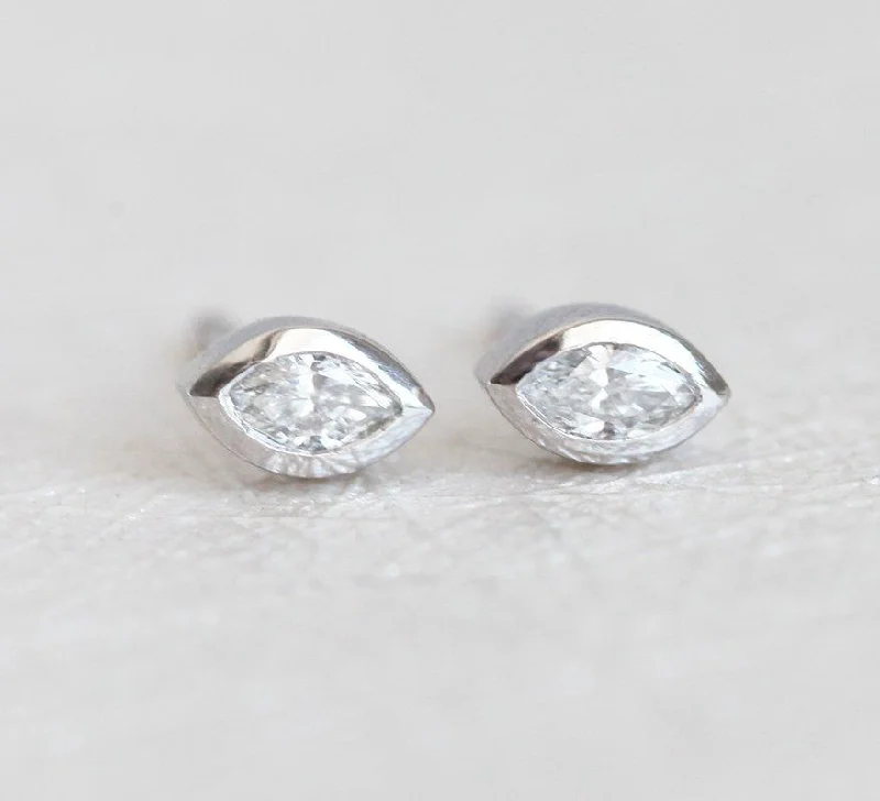 Stellar glow earrings-Rose Gold Diamond Earrings, Diamond Stud