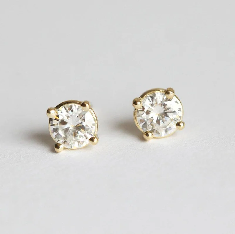 Light clay earrings-Colette Round Diamond Stud Earrings