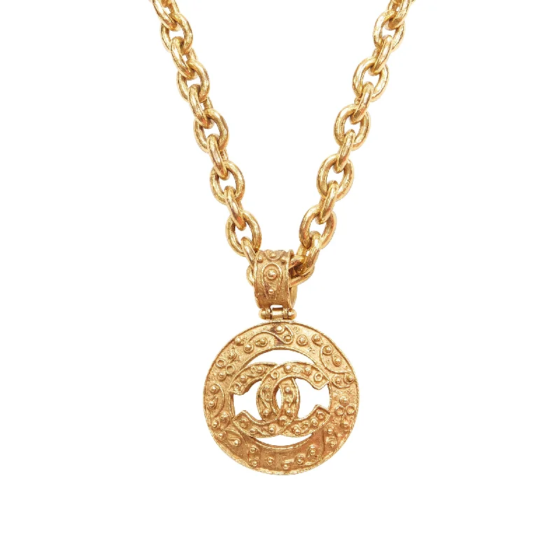 Amethyst necklaces-Chanel interlock cc logo coin pendant chain necklace