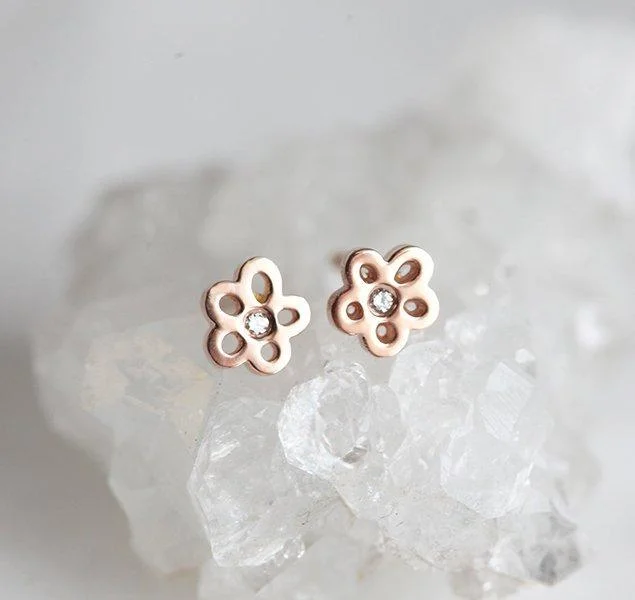 Petal pattern earrings-Diamond Earrings, Flower Studs