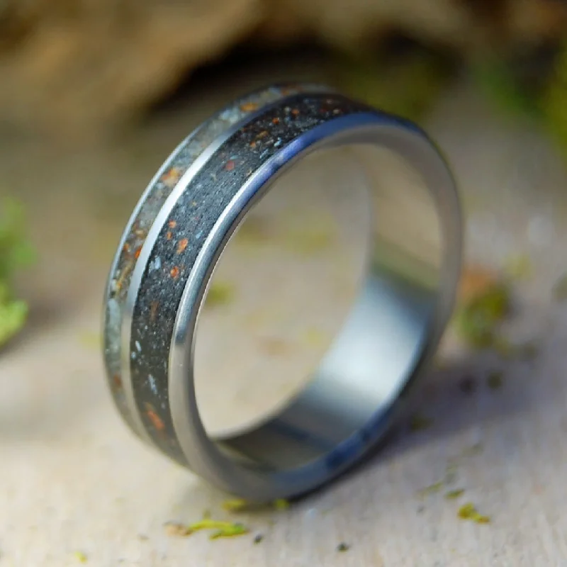 Flex open rings-Joshua Tree Light & Dark | Men's Desert Sand, Joshua Tree Bark & Titanium Wedding Ring