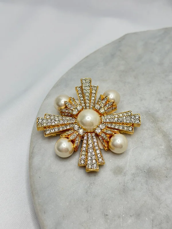 Oval stone brooches-Estate Collection - Ciner Brooch Collection