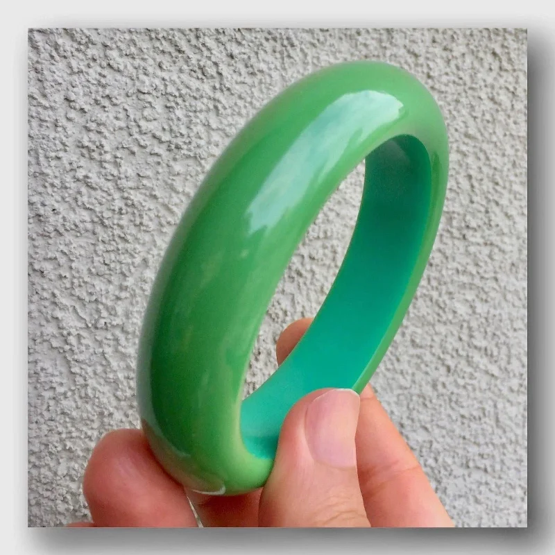 Verdigris bronze bangles-Bakelite Bangle, Green Color High Dome Design Flat Inside Smooth Statement