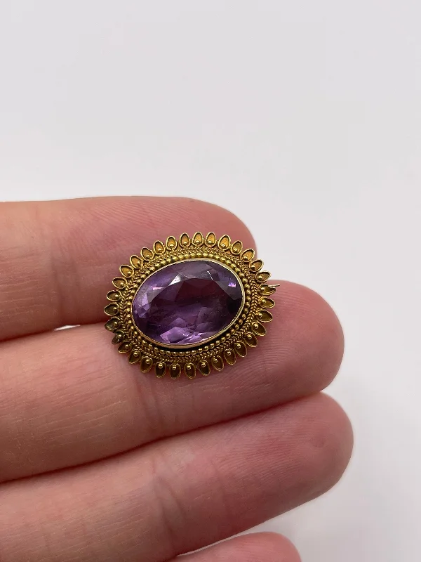 Colorful enamel brooches-Antique 15ct gold amethyst brooch