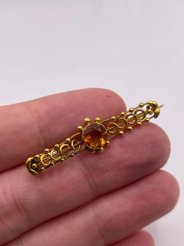 Bold statement brooches-9ct gold citrine brooch