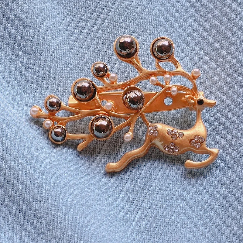 Rose quartz brooches-Mahi Running Deer Shaped Shirt Stud / Brooch Lapel Pin with Artificial Pearl and Crystals for Women (BP1101091GBro)