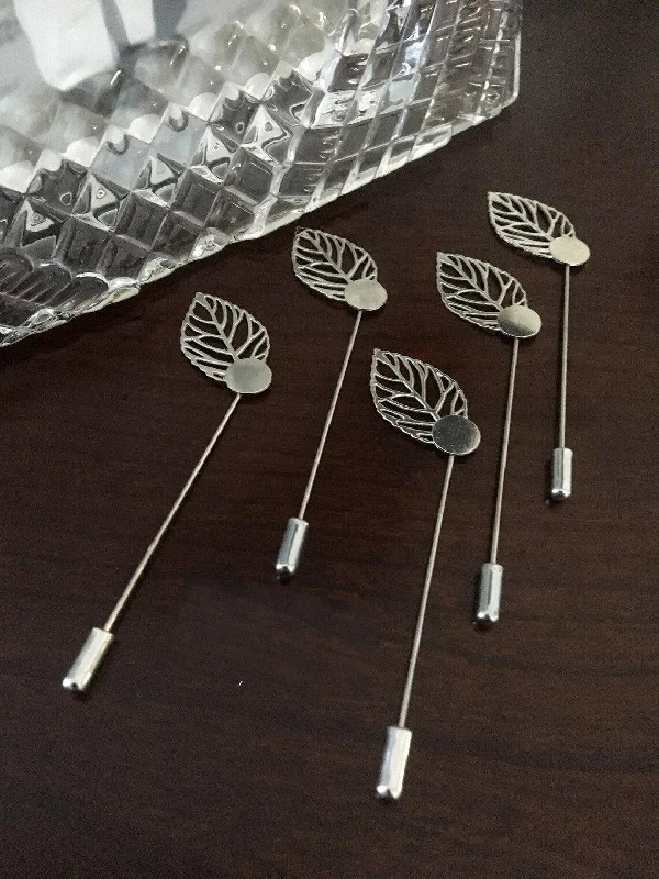 Bold geometric brooches-3 Inch Leaf Brooch Metal Tray Stick Lapel