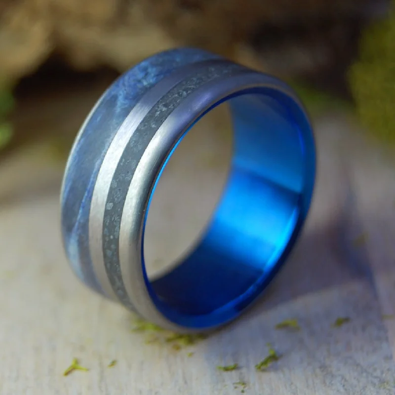 Small heart rings-Iceland Blue Blue | Men's Blue Box Elder Wood, Icelandic Sand & Titanium Wedding Ring