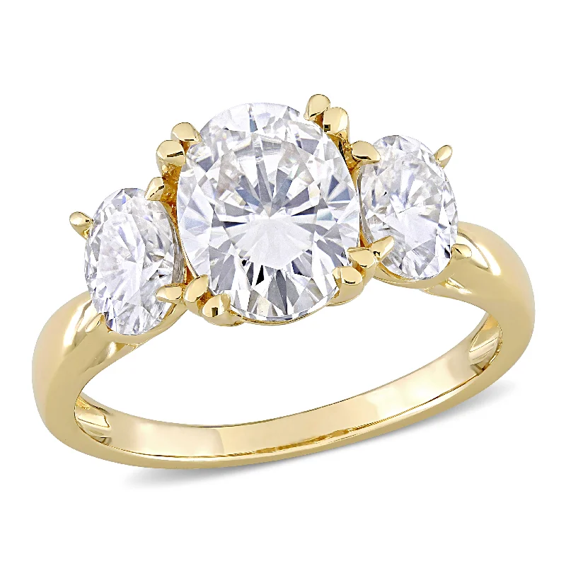 Subtle accent rings-Mimi & Max 3ct DEW Created Moissanite 3-Stone Engagement Ring 10k Yellow Gold