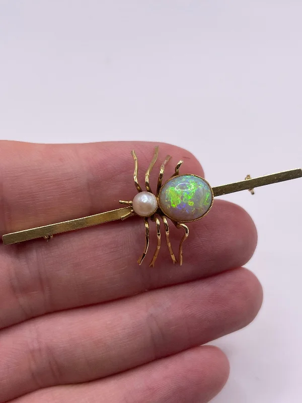 Locket style brooches-Antique 15ct gold opal and pearl spider brooch