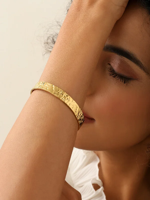 Bright link bangles-Hammered Gold Cuff Bangle