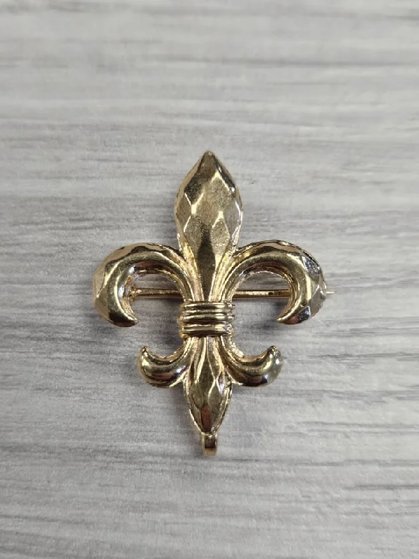 Baroque pearl brooches-Fleur De Lis 3-D 14k Yellow Gold Brooch/Watch Hanger