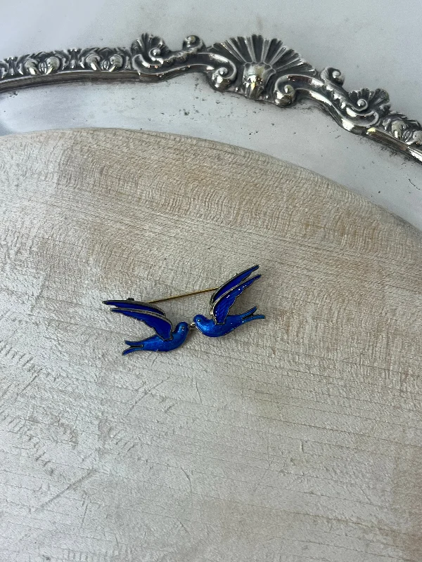 Colorful enamel brooches-Estate Collection - Vintage Sterling Enamel Blue Bird Brooch