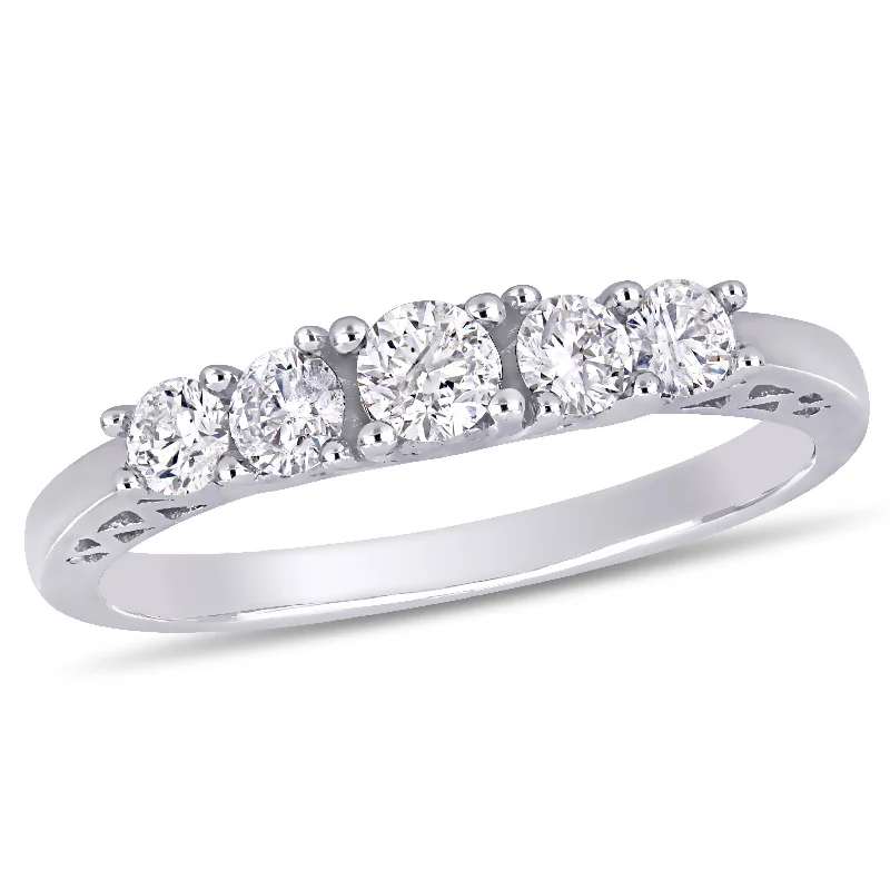 Tri-blend rings-Mimi & Max 1/2ct TW 5-Stone Diamond Engagement Ring 10k White Gold